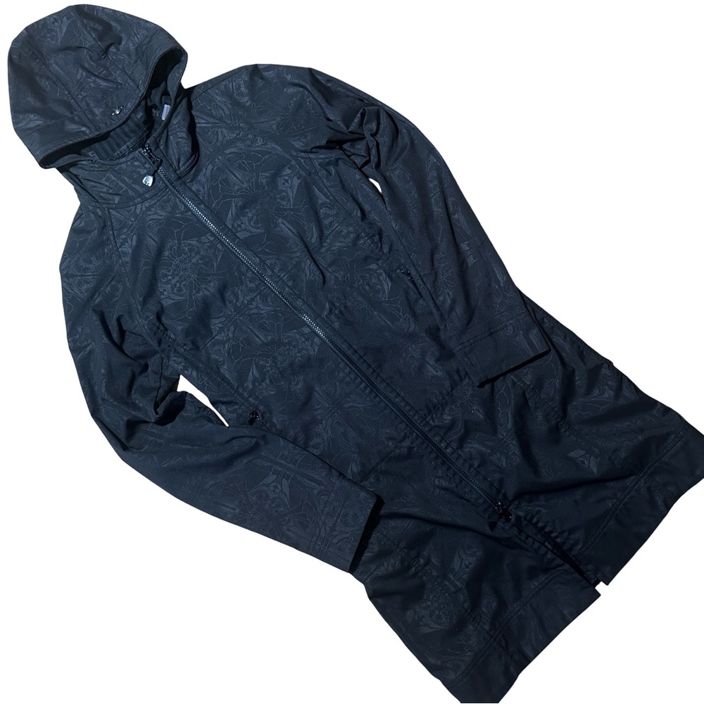 Lululemon Apres Yoga Hooded Jacket Black Dance In Snow Pattern Size 6